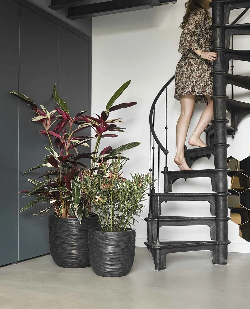 Capi Bloempot Bol Nature Rib NL - D43 X H41cm - Zwart - Afbeelding 2